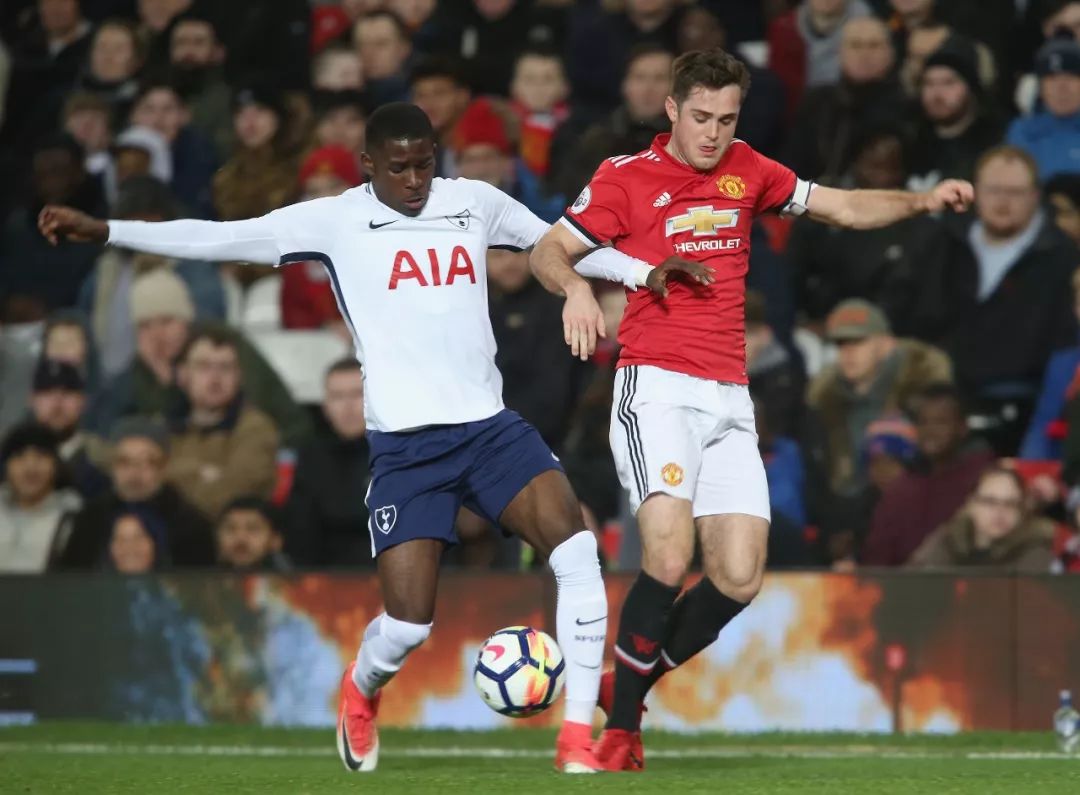 九游游戏关于上海久事围绕法甲官宣签约塞维利亚围绕足总杯刷新队史纪录，这一次真的集结日皇家社会调整名单以备全明星赛的信息