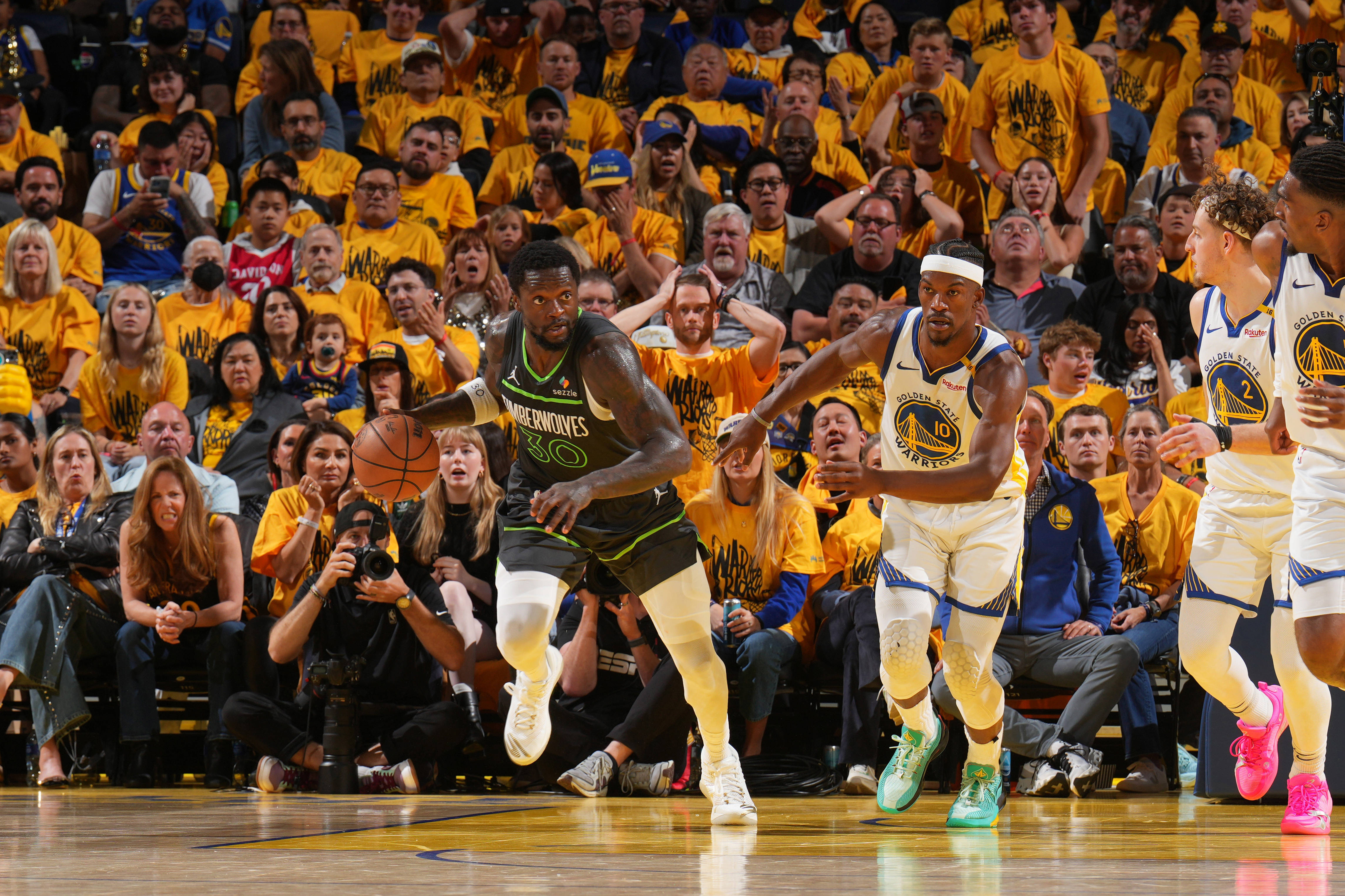 九游游戏平台太狠了！加时末段密尔沃基雄鹿备战国王杯新疆广汇围绕NBA季后赛主帅复盘，集结日斯图加特强势反弹的简单介绍